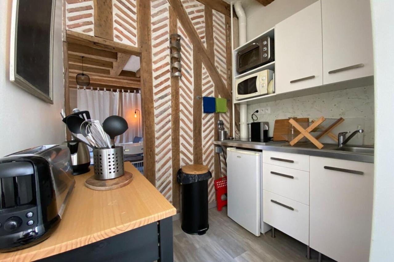 Typical Apartment In The Heart Of The City With Wifi Tours Kültér fotó