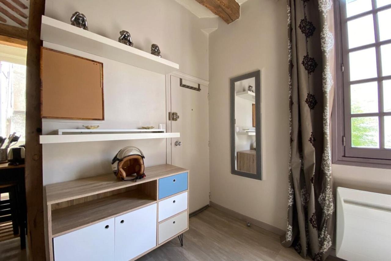 Typical Apartment In The Heart Of The City With Wifi Tours Kültér fotó